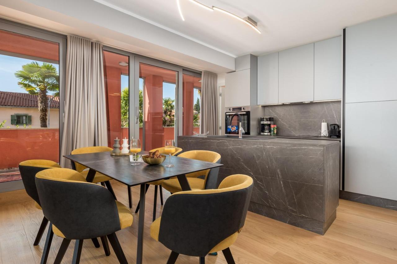 Luxury City Center Apartment -50M To The Sea Opatija Buitenkant foto