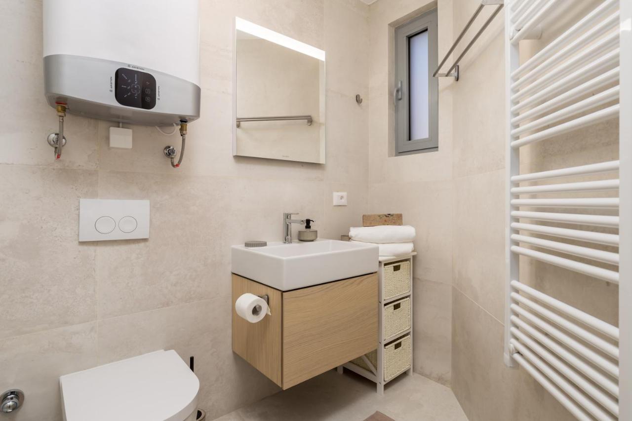 Luxury City Center Apartment -50M To The Sea Opatija Buitenkant foto
